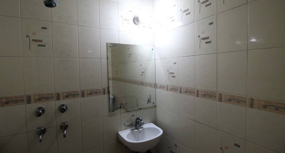 Hotel Jagat Inn, New Delhi 4